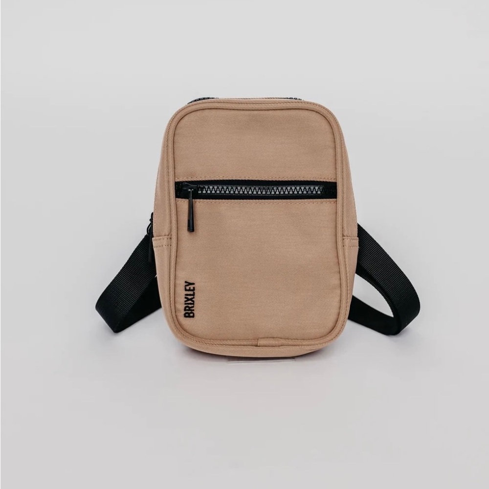 NWOT Brixley Desert Cross Body Sling